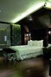 Black House